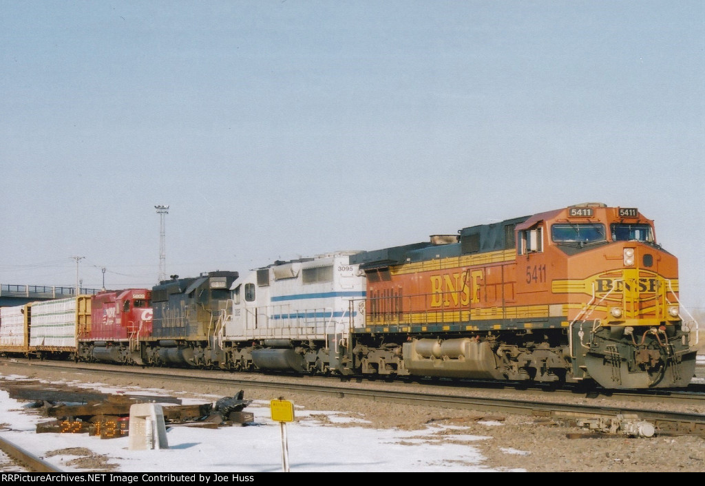 BNSF 5411 East